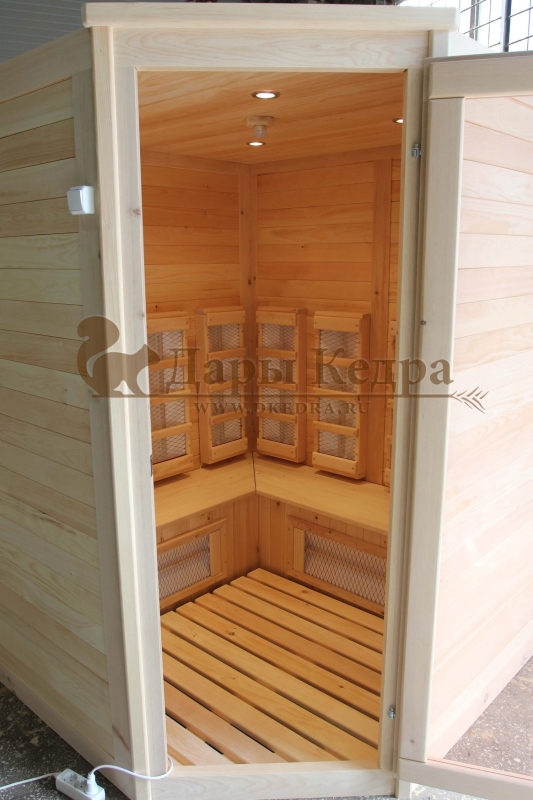 Четырёхместная угловая инфракрасная сауна кабина из кедра с керамическими излучателями